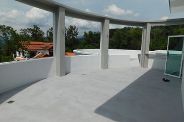 Jalan Bukit Antarabangsa 