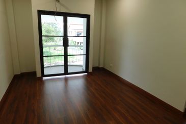 Jalan Bukit Antarabangsa 