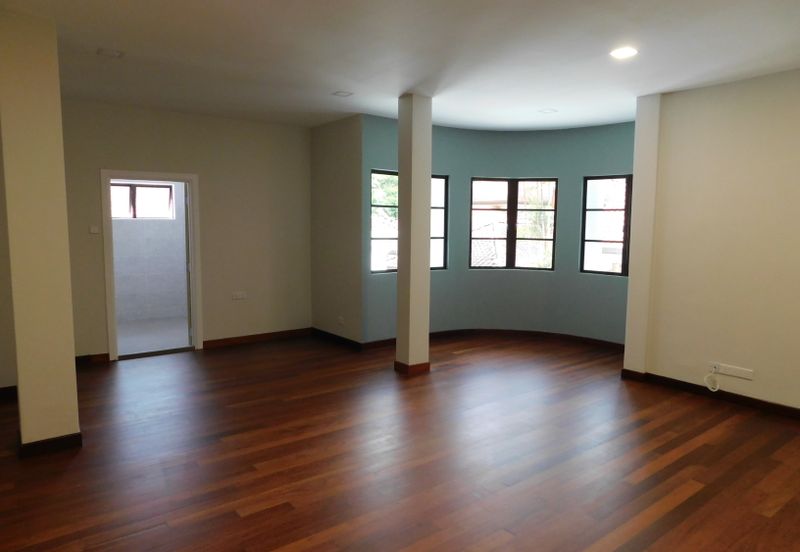 Jalan Bukit Antarabangsa 