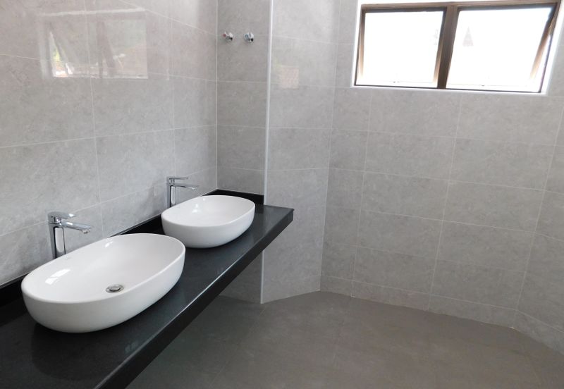 Jalan Bukit Antarabangsa 