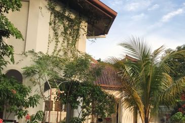 Jalan Lingkungan U Thant 