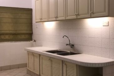 Jalan Lingkungan U Thant 