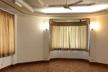 Jalan Lingkungan U Thant 