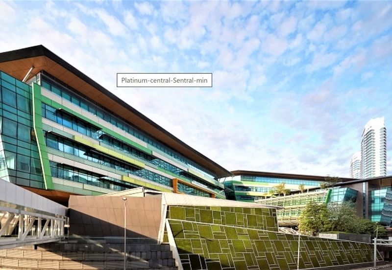 Platinum Sentral, Short walk to train station