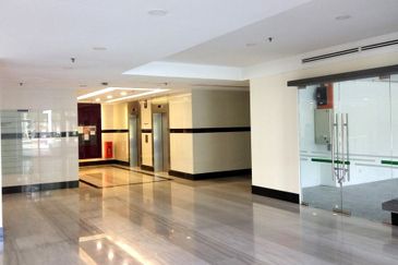 Dataran PHB, Saujana, Shah Alam