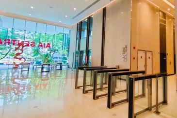 Menara AIA Sentral (formerly Menara Standard Chartered)