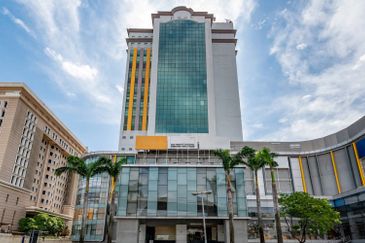 THE SUMMIT SUBANG USJ 1