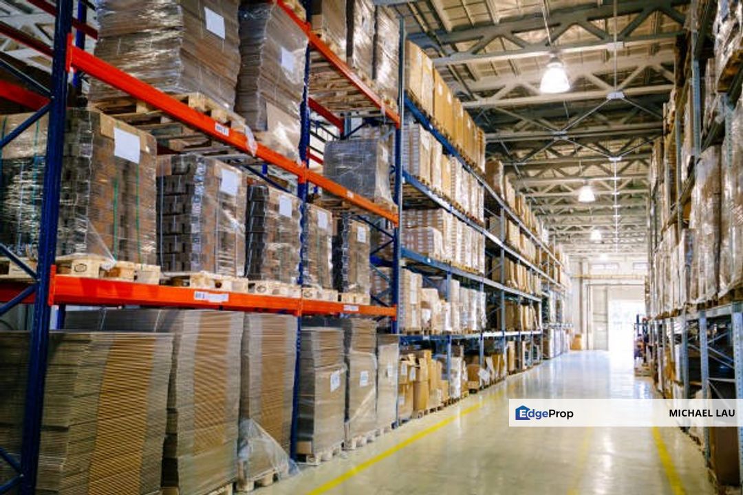 Puncak Alam Warehouse, Kapar, Selangor, Bandar Puncak Alam