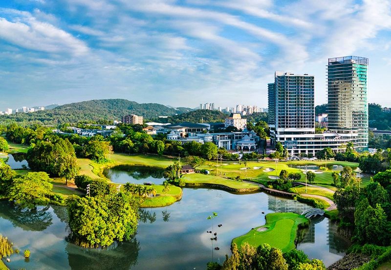 Menara KLGCC, Bukit Kiara, KLGCC Resort