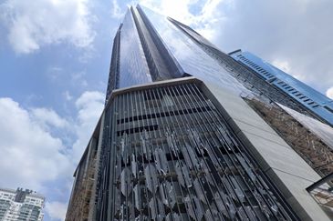 Plaza Conlay, Jalan Conlay