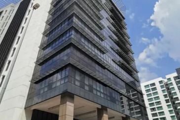 Dana 13, Ara Damansara