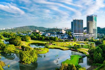 Menara KLGCC, Bukit Kiara, KLGCC Resort