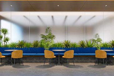 Plaza Conlay, Jalan Conlay