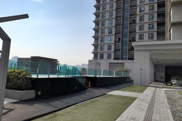 The Grand Subang SS 13