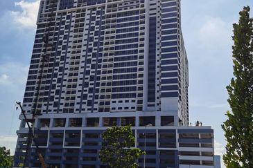 Strategic Located Service Residence In Cheras