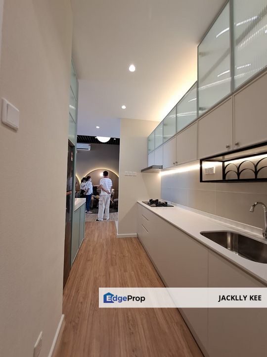 PERLING TAMPOI HEIGHT APARTMENT - 3 BEDROOMS FOR SALES, Johor, Johor Bahru