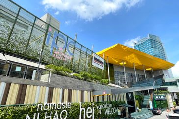 Menara TSR - PJ Mutiara Damansara Ground Floor Decorated Showroom/Office