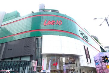 Menara AIA Sentral (formerly Menara Standard Chartered)