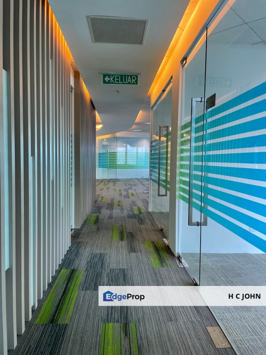 Maxis Tower KLCC Premier Fitted Offices, Kuala Lumpur, KLCC