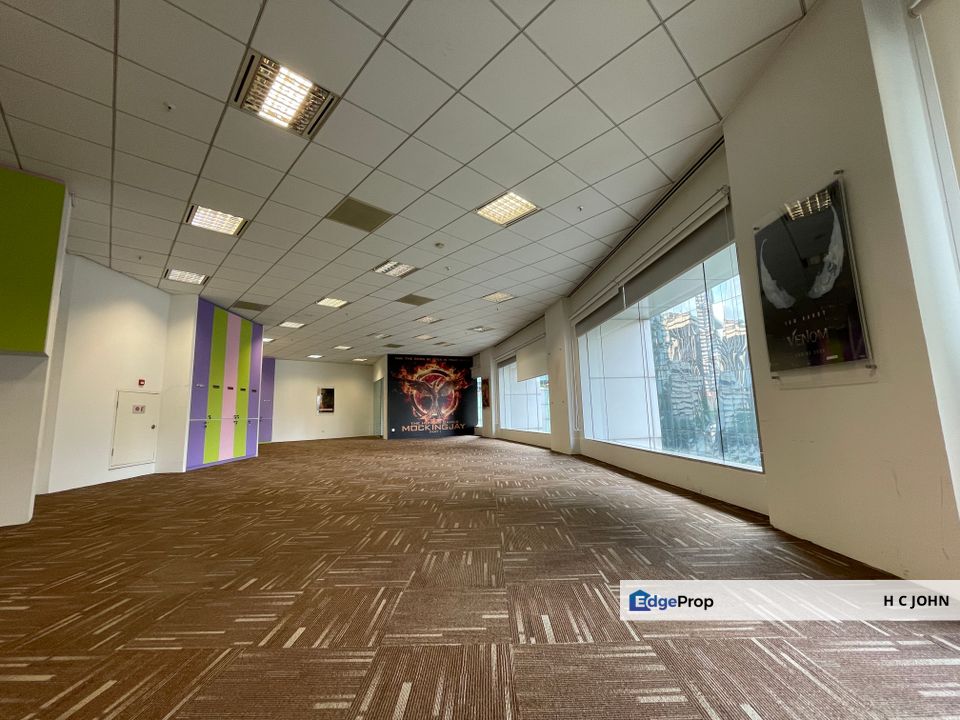 Maxis Tower KLCC Premier Fitted Offices To Let, Kuala Lumpur, KLCC