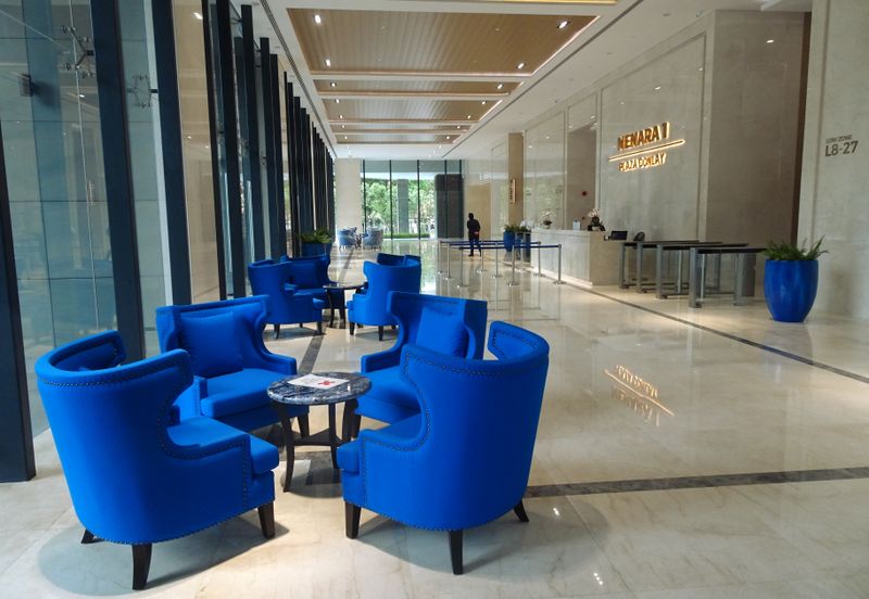 Plaza Conlay, Jalan Conlay