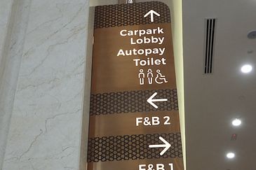 Plaza Conlay, Jalan Conlay