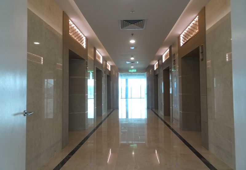 Plaza Conlay, Jalan Conlay