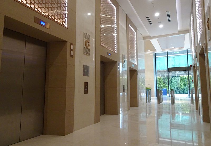 Plaza Conlay, Jalan Conlay