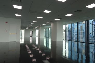 Plaza Conlay, Jalan Conlay