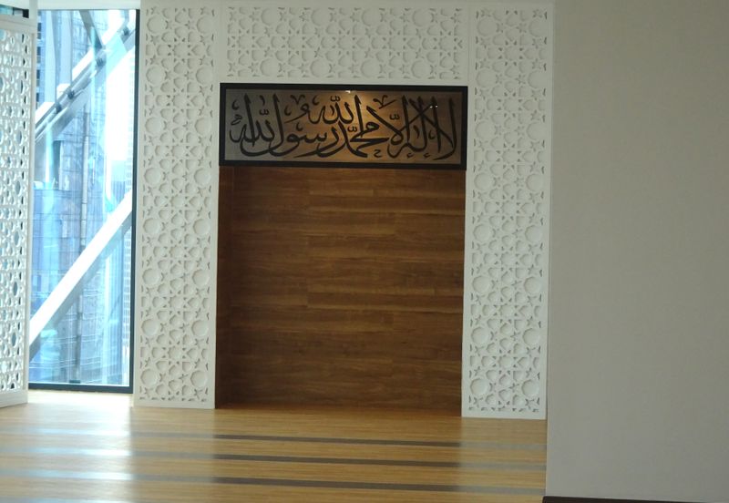 Plaza Conlay, Jalan Conlay