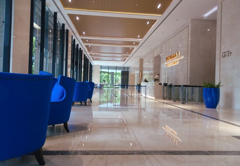 Plaza Conlay, Jalan Conlay