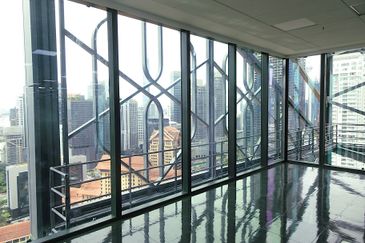 Plaza Conlay, Jalan Conlay