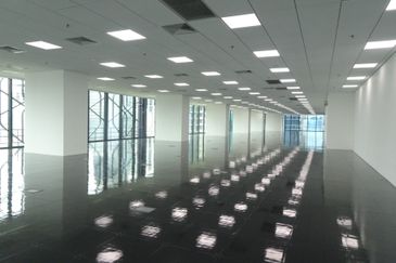 Plaza Conlay, Jalan Conlay