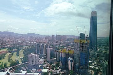 Plaza Conlay, Jalan Conlay