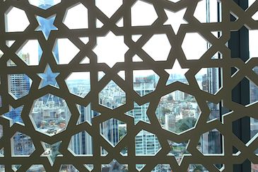 Plaza Conlay, Jalan Conlay