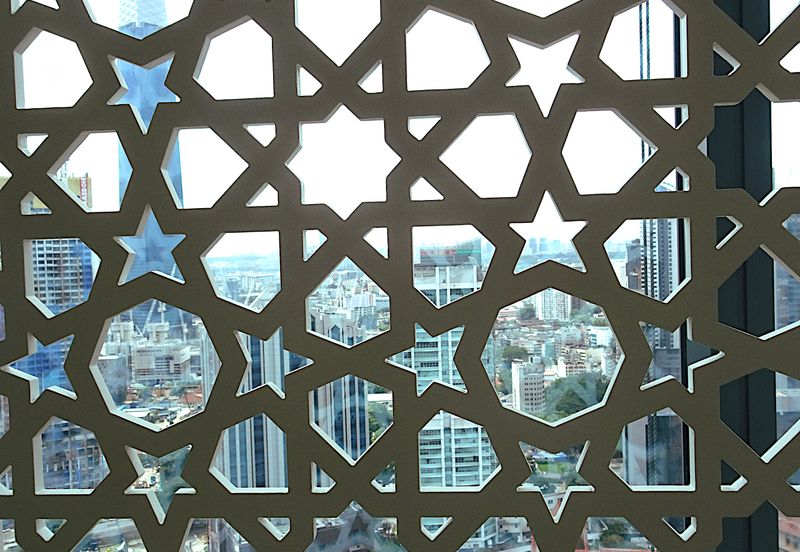 Plaza Conlay, Jalan Conlay