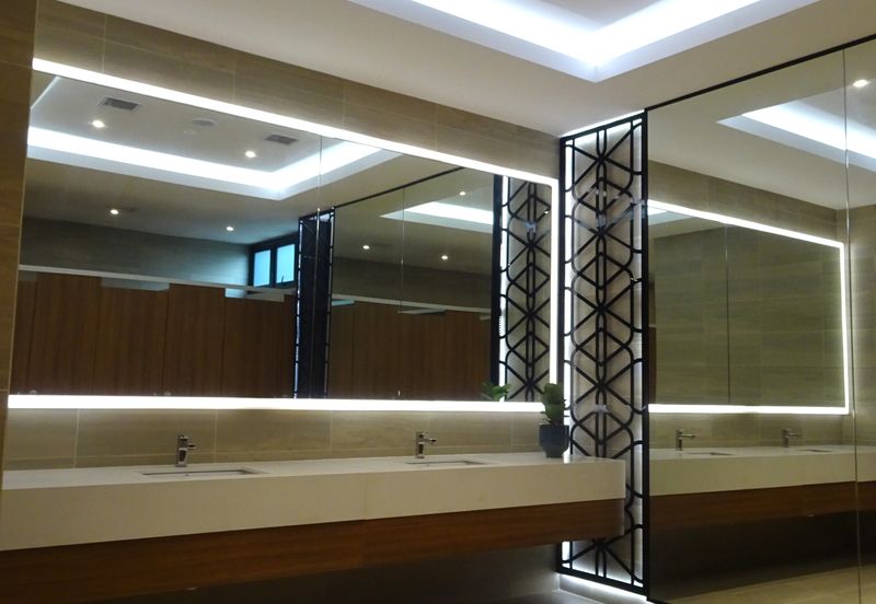 Plaza Conlay, Jalan Conlay