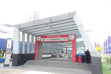 Menara HLX (formerly Menara HLA)