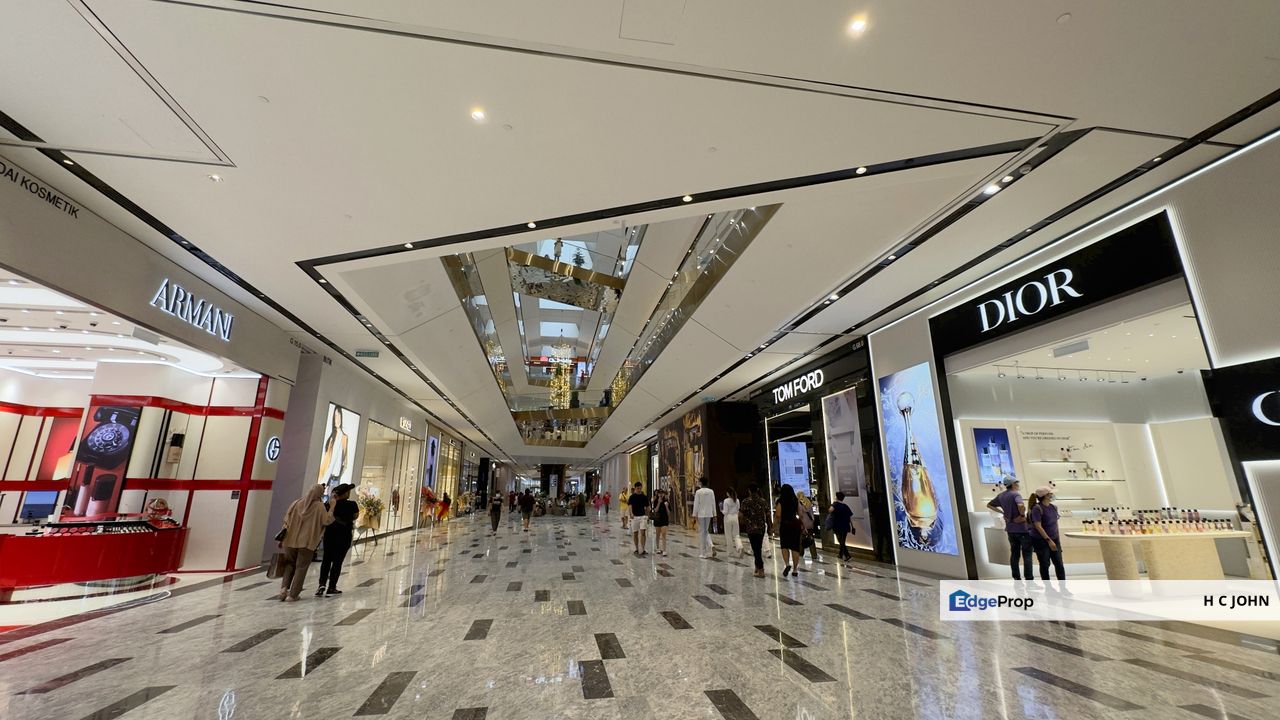 Menara IQ TRX Upscale MSC Offices in Major Financial and Lifestyle Centre - Accessible to Integrated Train Network, Kuala Lumpur, Bandar Tun Razak