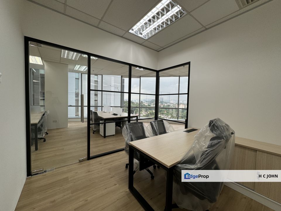 UOA Damansara 2 - Premium Furnished Offices with easy access to Train network, Kuala Lumpur, Damansara