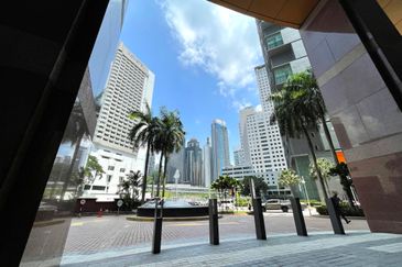 Menara HLX (formerly Menara HLA)