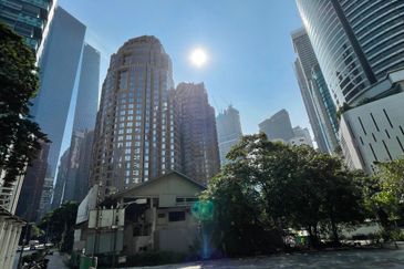 Menara HLX (formerly Menara HLA)