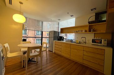 Menara HLX (formerly Menara HLA)