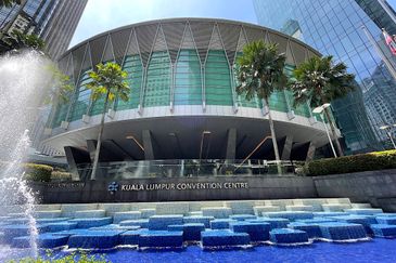 Menara HLX (formerly Menara HLA)