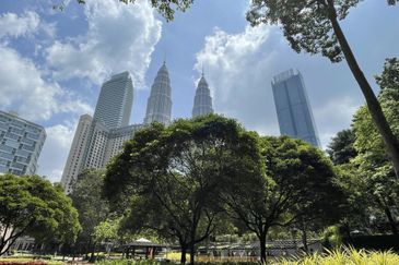 Menara HLX (formerly Menara HLA)