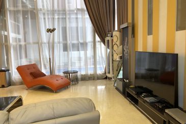 Subang Heights 3 Storey Renovated Bungalow For Sale