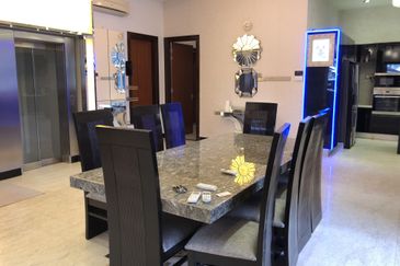 Subang Heights 3 Storey Renovated Bungalow For Sale