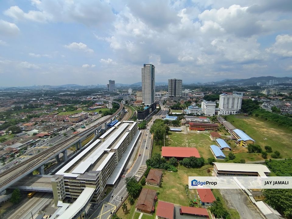 FULLY FURNISHED with 2 parking lot at NEXUS Residence Jalan Bukit, Taman Bukit nearby Kajang Station for sale, Selangor, Kajang