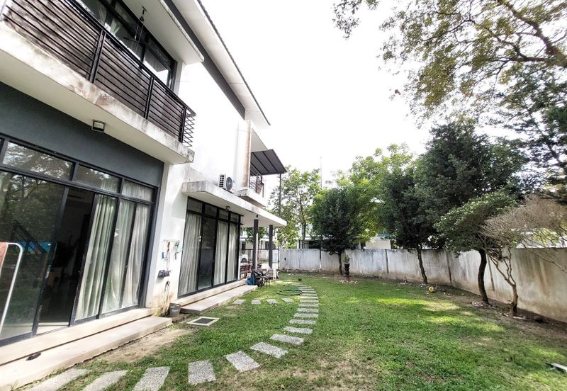 Taman Jenderam Harmoni