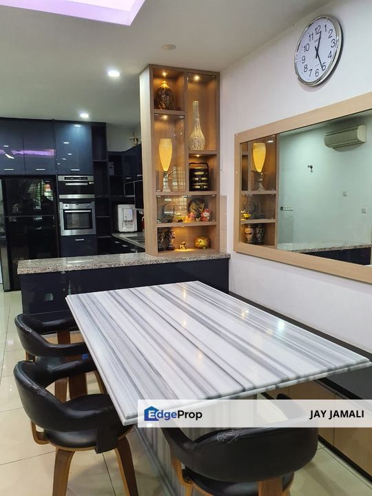 3-Storey Superlink @ Cassia Garden Residence, Cyberjaya | Spacious 7 Bath, Vacant, Freehold For Rent, Selangor, Cyberjaya